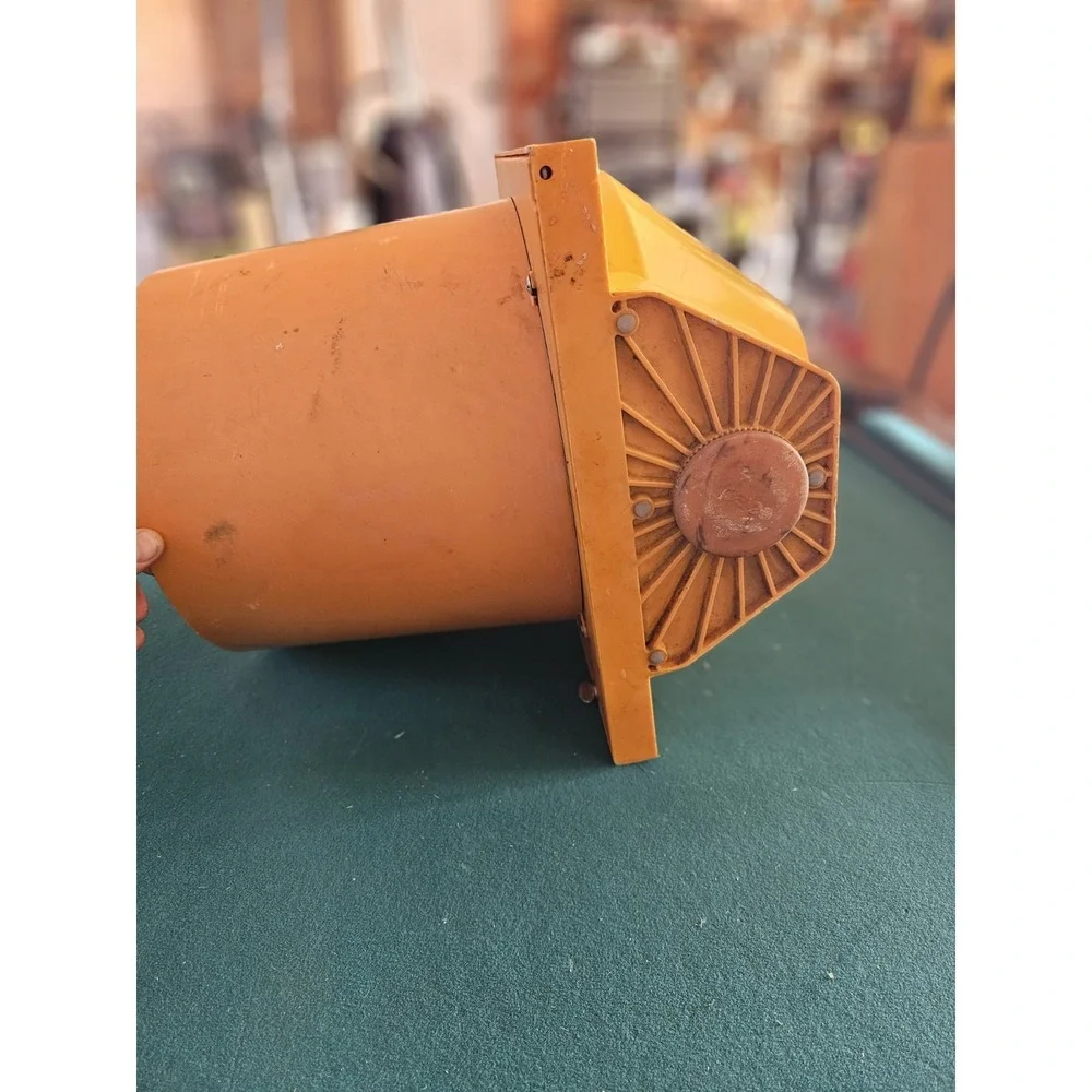Durasig Yellow Traffic Signal Light - Mancave Decor